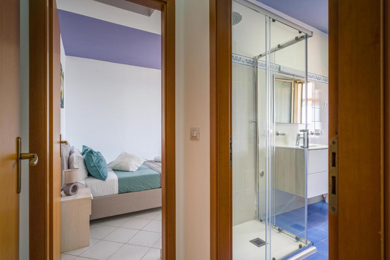 Loft Balcone Sul Mare Lägenhet Letojanni Exteriör bild